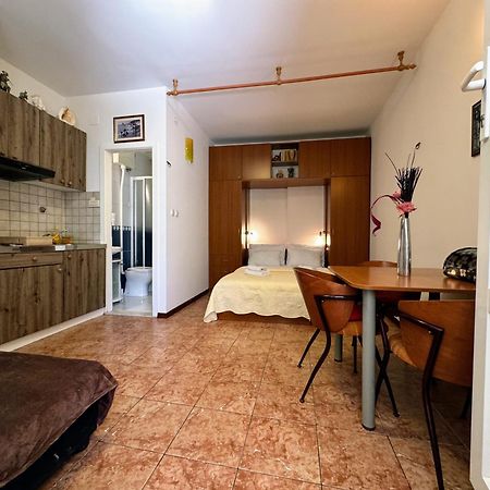 Grgur Studio Apartments Split Eksteriør billede